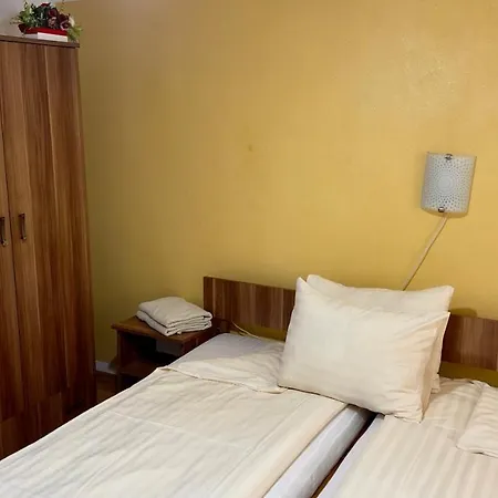 Casa Linistita Guest house